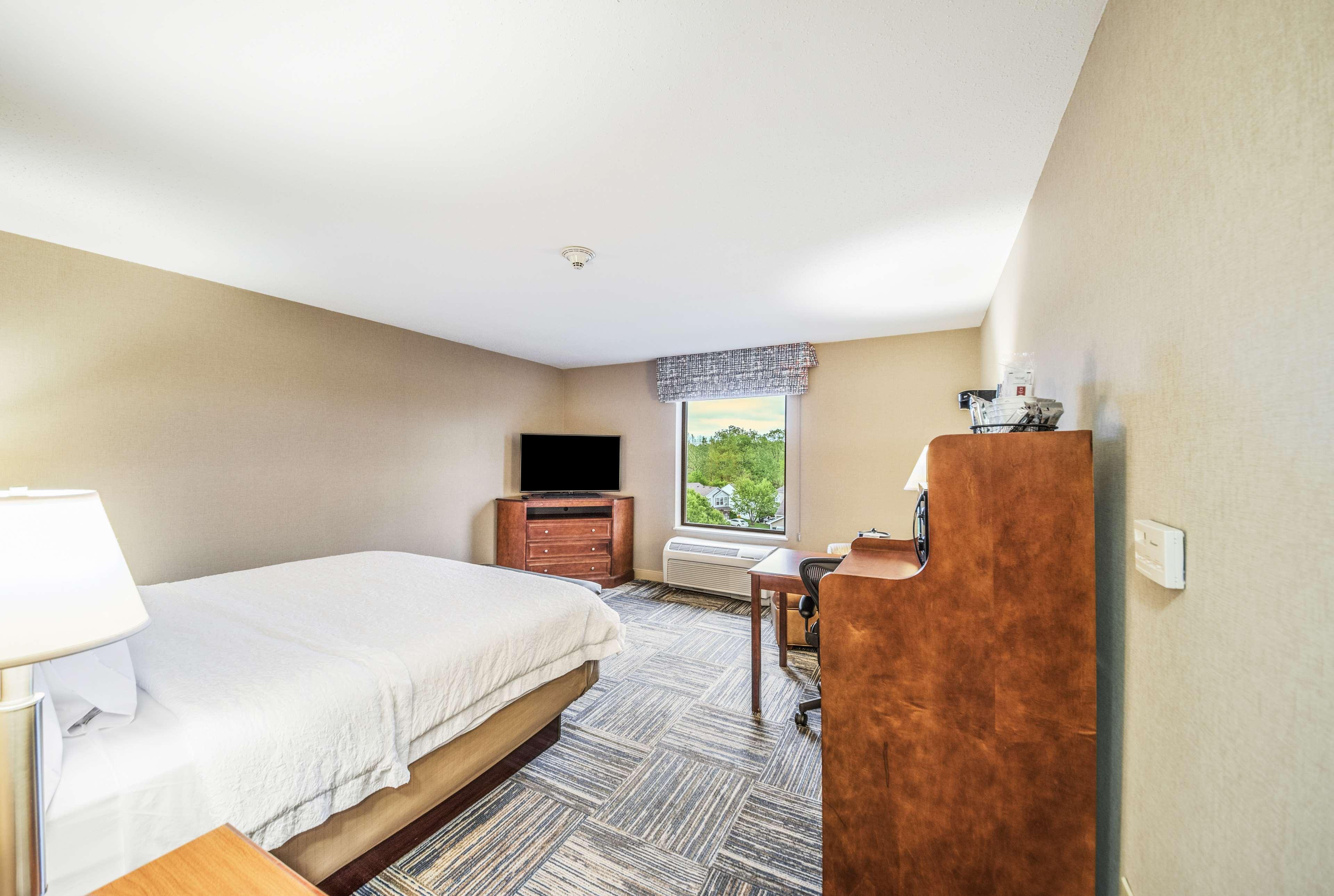Hampton Inn Грийнфийлд Екстериор снимка
