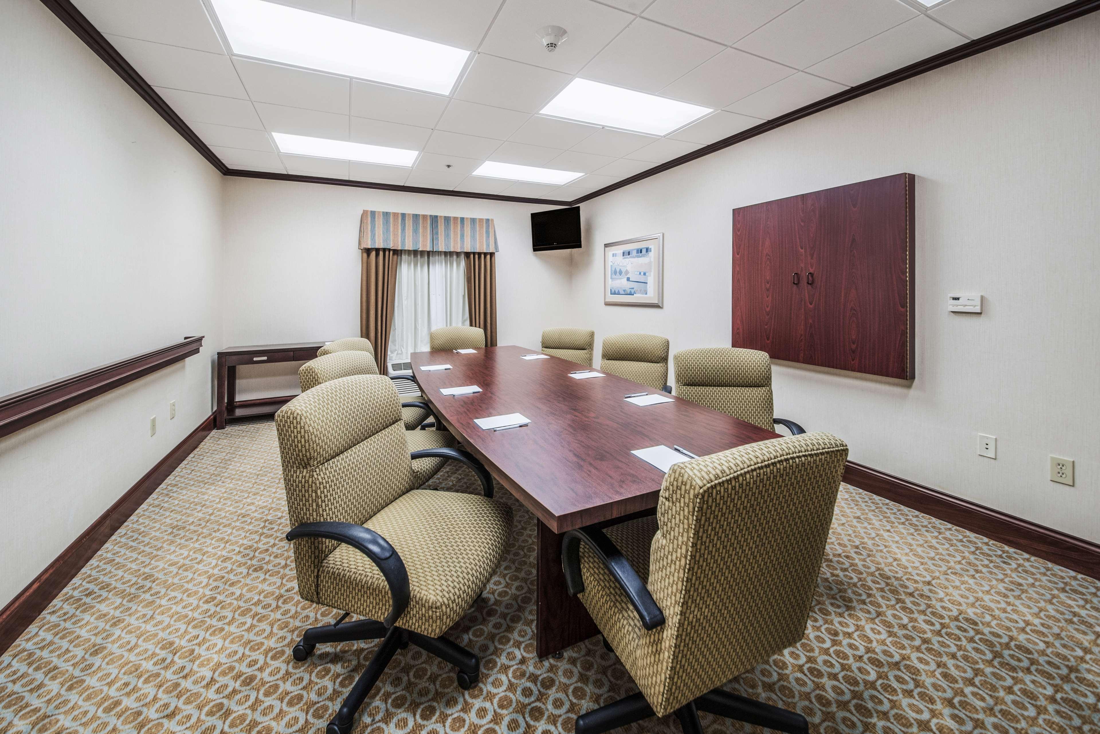 Hampton Inn Грийнфийлд Екстериор снимка