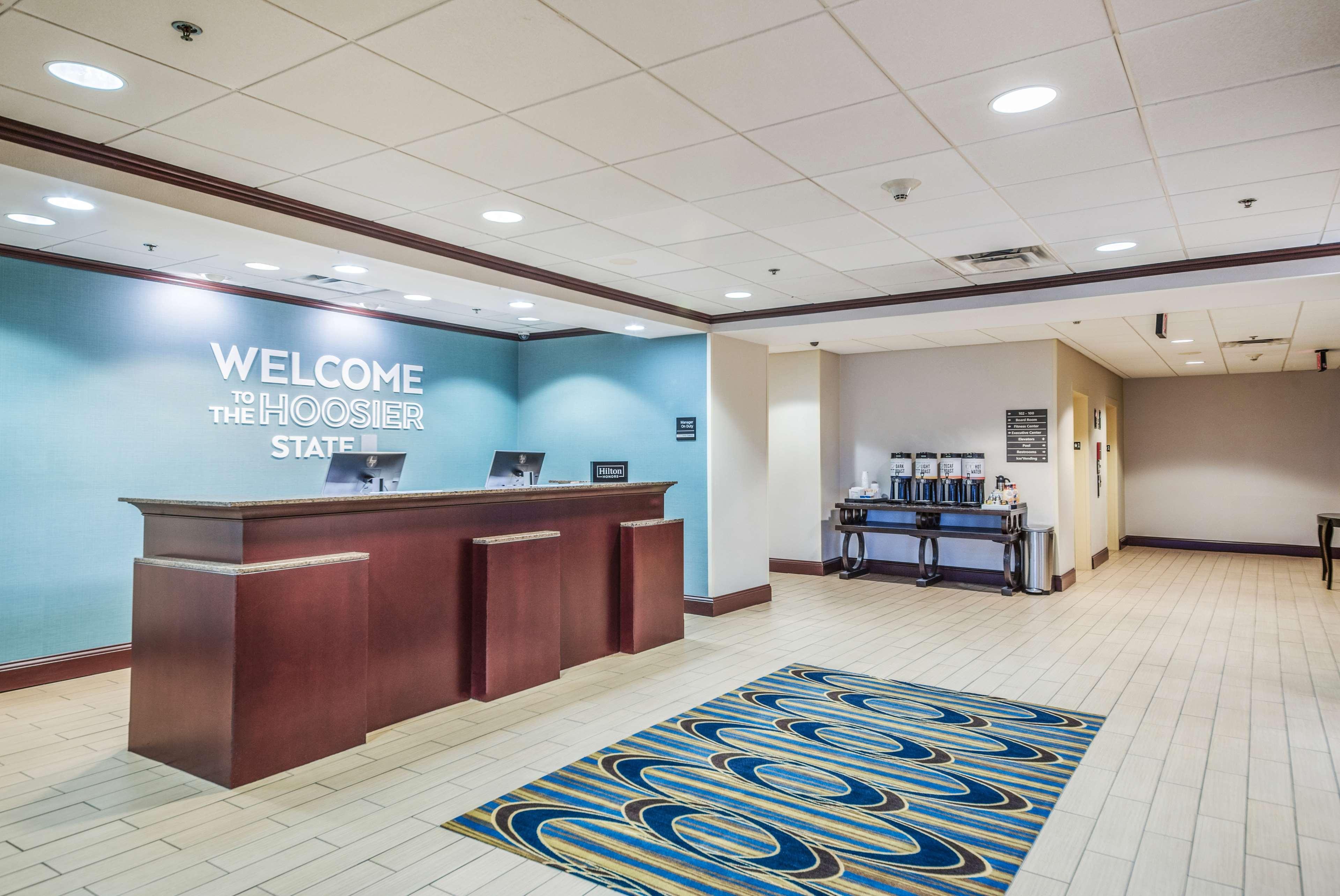 Hampton Inn Грийнфийлд Екстериор снимка