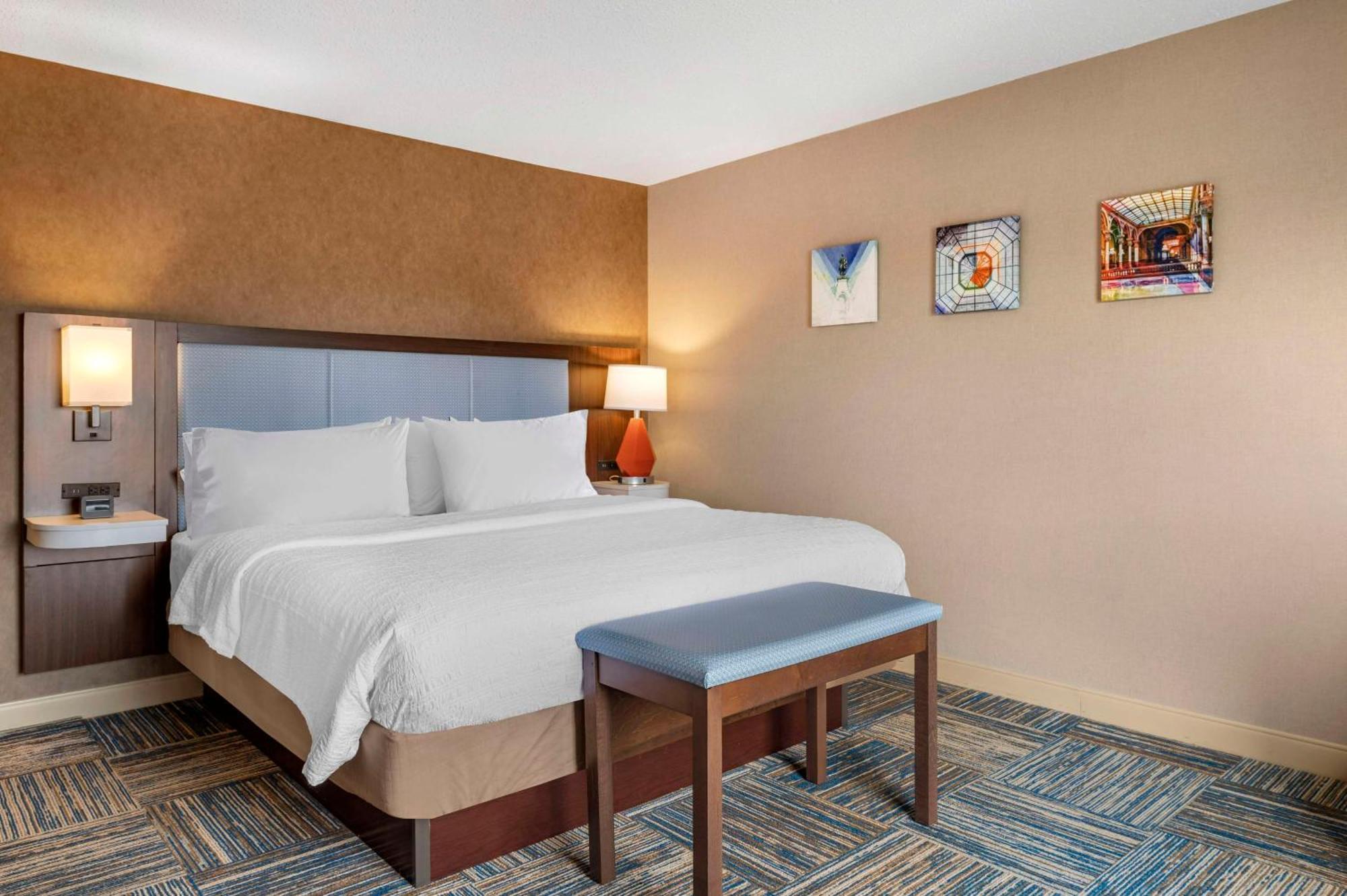 Hampton Inn Грийнфийлд Екстериор снимка
