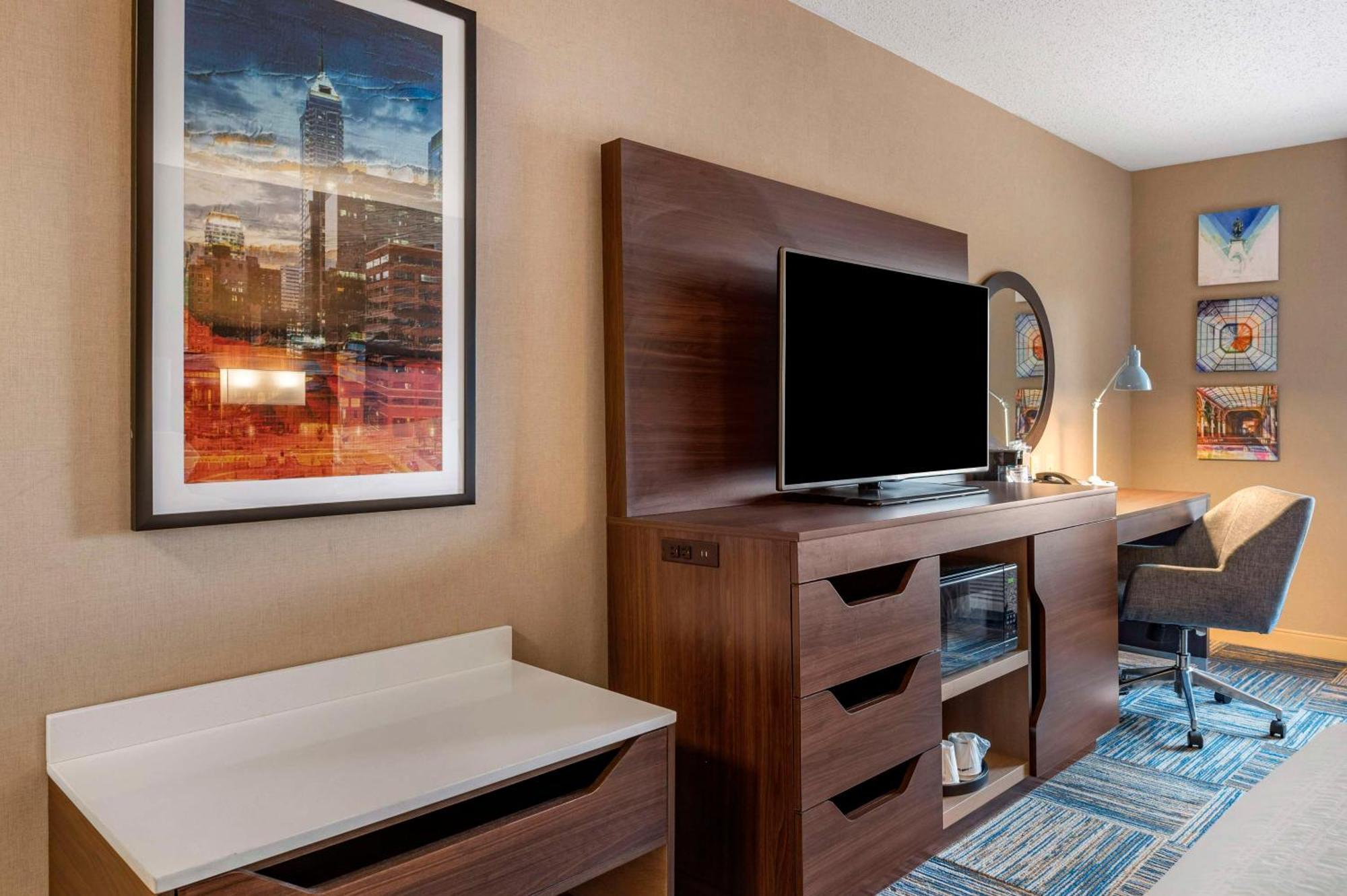 Hampton Inn Грийнфийлд Екстериор снимка