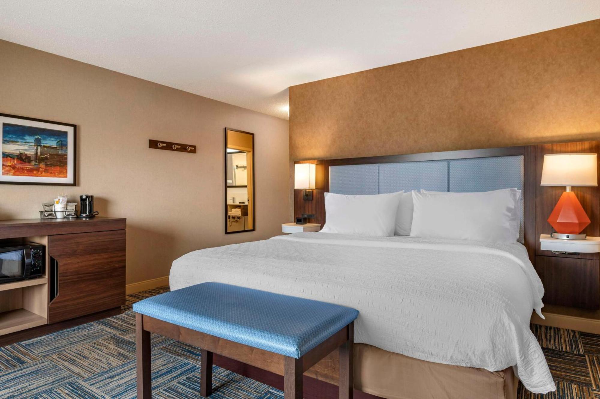 Hampton Inn Грийнфийлд Екстериор снимка