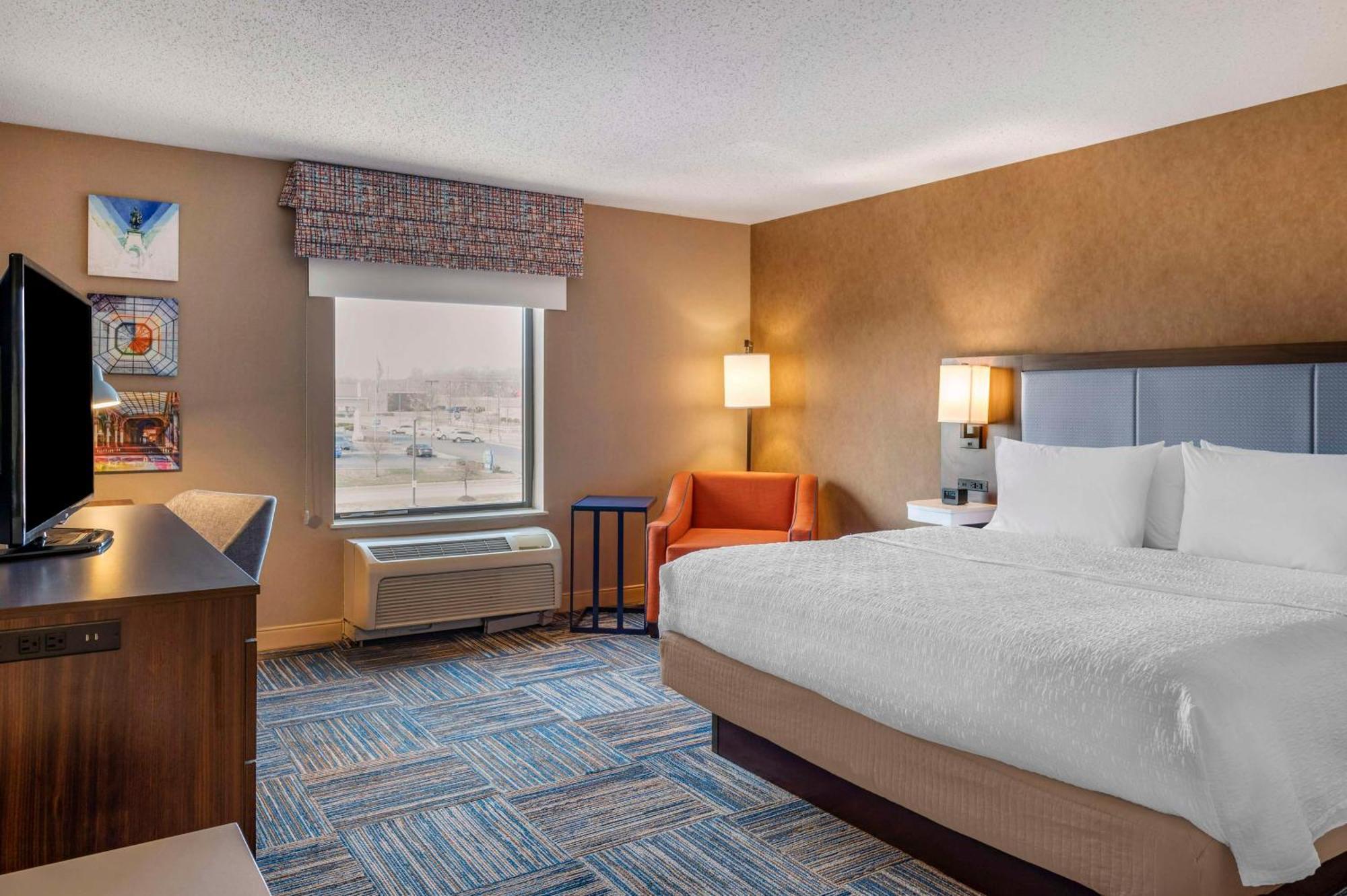 Hampton Inn Грийнфийлд Екстериор снимка