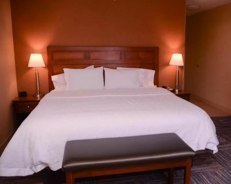 Hampton Inn Грийнфийлд Екстериор снимка